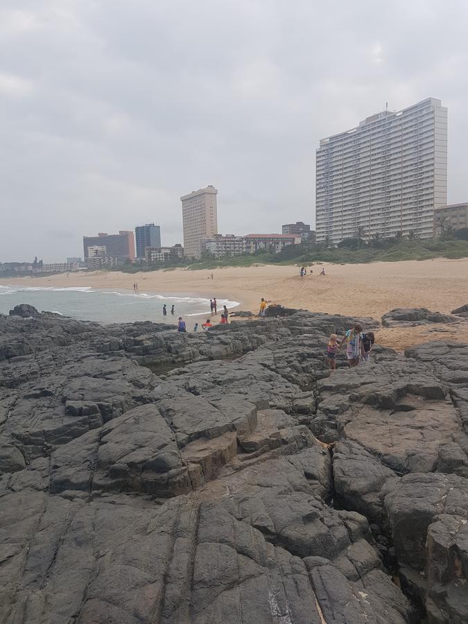Beach Frond Apartment Amanzimtoti Exterior photo